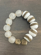 Stretch Bracelet - Krobo & White